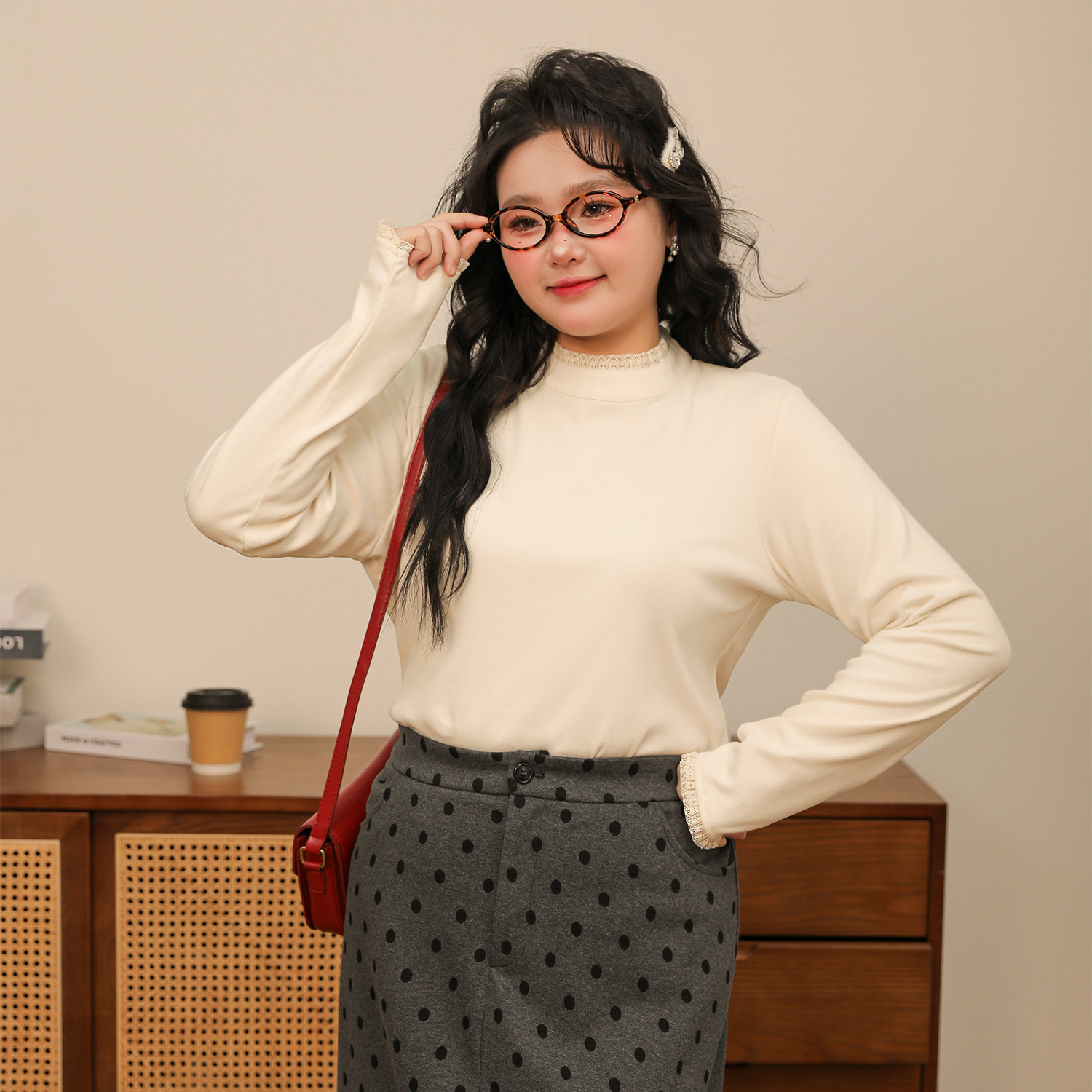 DM100大码百分百微胖mm女装修身打底衫撞色花边半高领德绒针织衫,淘宝优惠券,粉丝福利购,淘宝优惠卷