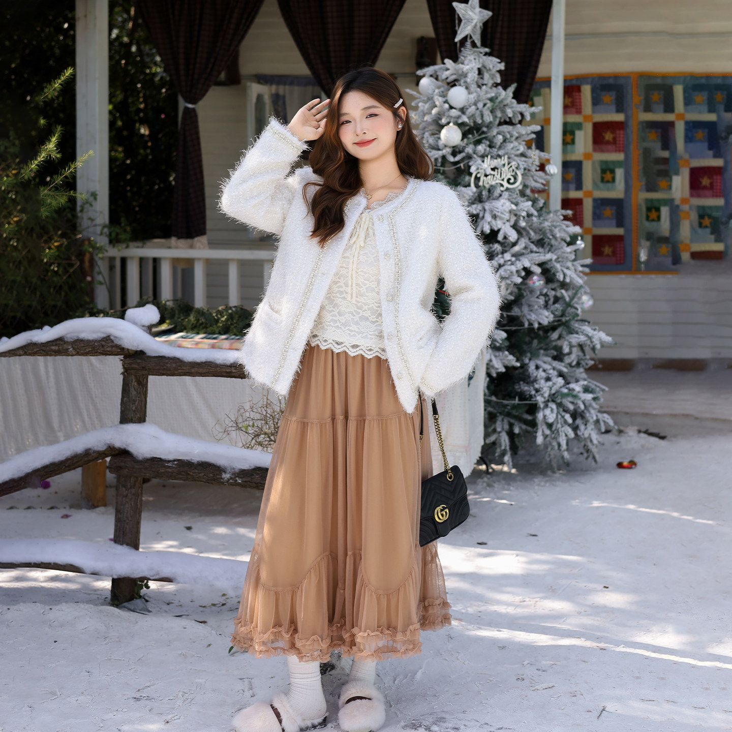 DM100大码百分百女装微胖mm冬季气质正肩小香风编织轻薄羽绒服