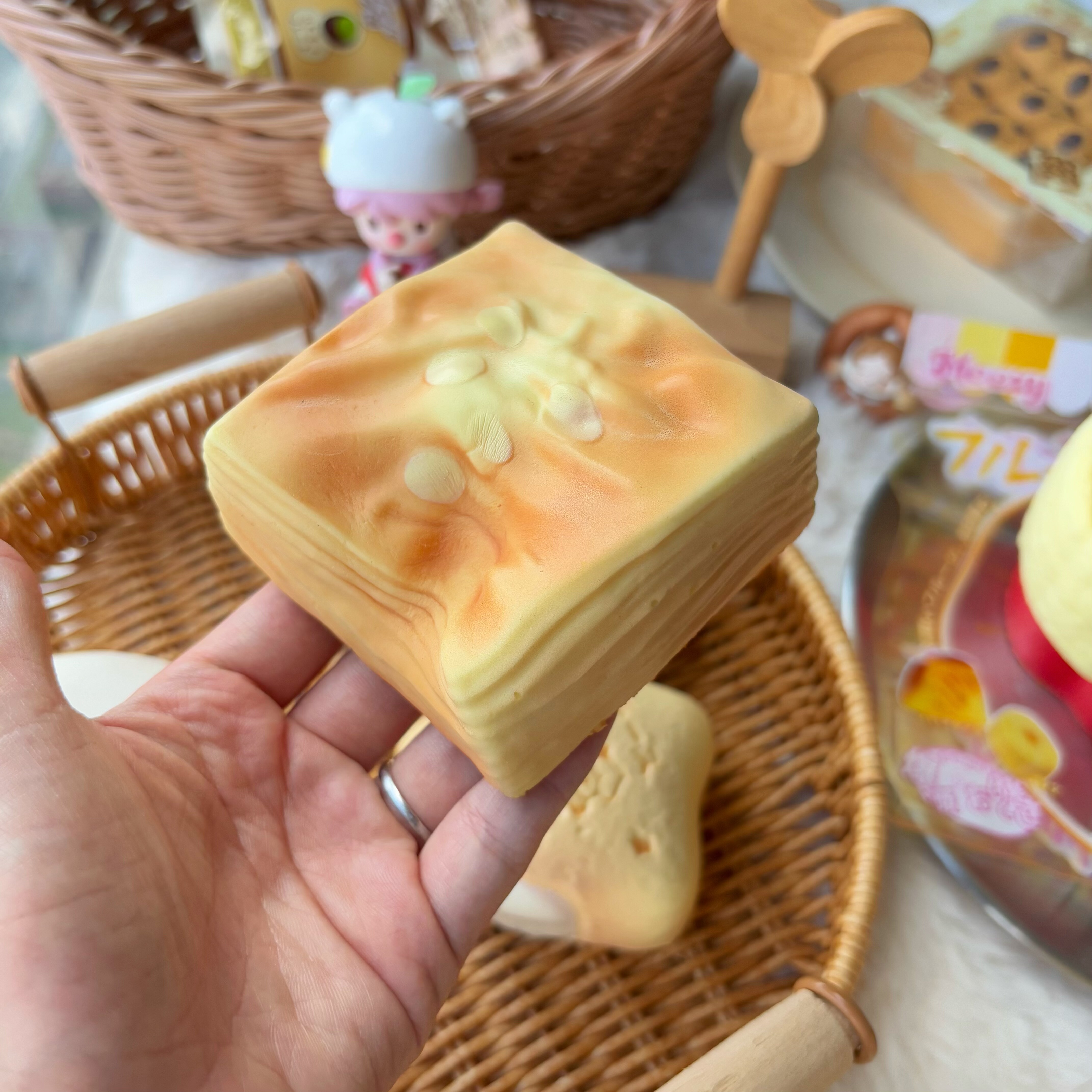 杏仁酥千层酥蛋糕捏捏乐解压玩具仿真面包巧克力牛乳squishy超软,淘宝优惠券,粉丝福利购,淘宝优惠卷