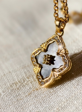 青岛饰品 OG Loc  真空镀金 天然黑贝镶嵌 项链全长40㎝左右