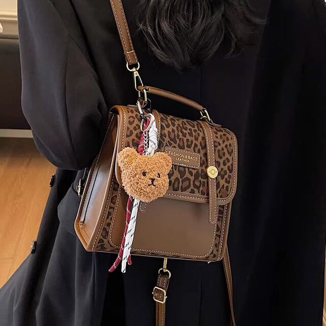 Backpack for women travel lightweight high-looking 2025 new niche design high-end street trend student school bag