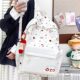 Junior high school girls, high school students, Korean style and good looks with schoolbags