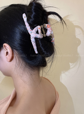 小清新碎花抓夹~2026春季新款甜美少女发饰大号后脑勺盘发鲨鱼夹A