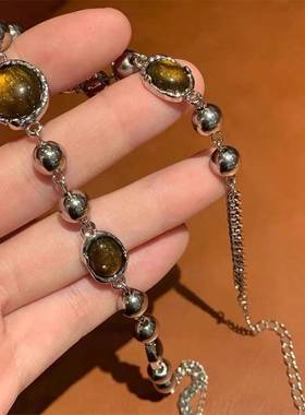 秋冬美拉德琥珀猫眼石串珠项链百搭高级感锁骨链亚文化甜酷配饰