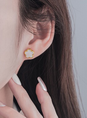 【南瓜先生】小香风五瓣花耳饰