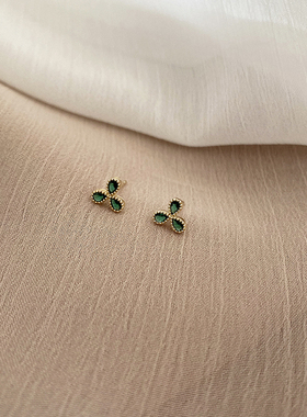 绿色复古小花耳夹女简约
