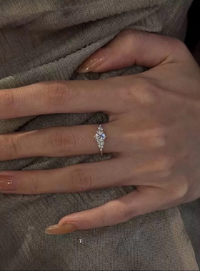 爆闪莫桑满钻开口戒指女