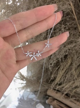 S925纯银小花项链女轻奢小众锁骨