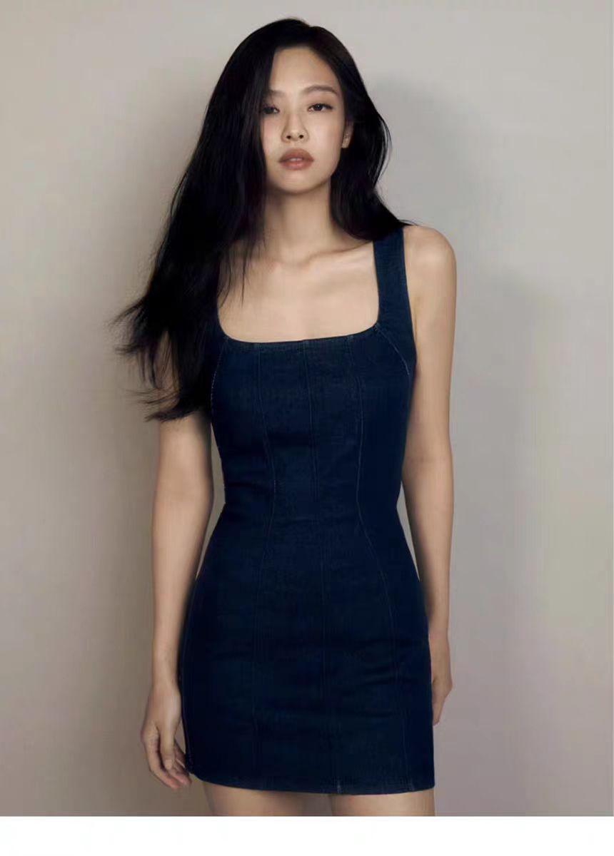 Jennie同款美式蓝色牛仔吊带连衣裙女夏季2024新款辣妹性感包臀裙