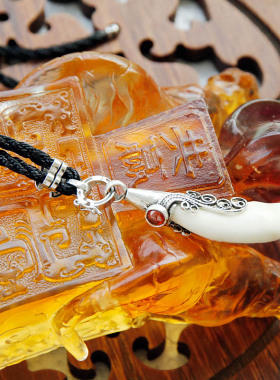 幸福好运925银泰银凤尾流苏猫眼石牙套黑狗牙藏獒牙项链吊坠男女