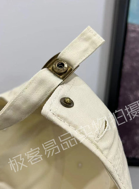 户外棒球帽皮粉高品质R贴布标字母刺绣显脸小软顶百搭休闲鸭舌帽