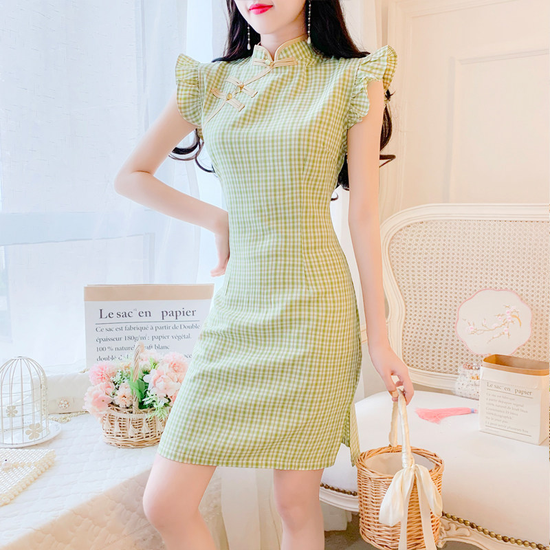 2020年新款小清新改良绿色连衣裙 伦爱弗旗袍