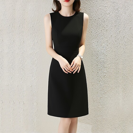 Plus size women's straight stretch classic vest little black dress