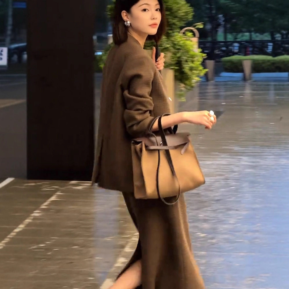 气质高级感小香风西装外套开叉半身裙女两件套装大码秋冬新款胖MM,淘宝优惠券,粉丝福利购,淘宝优惠卷