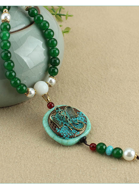 中式深绿系尼泊尔平安牌吊坠项链