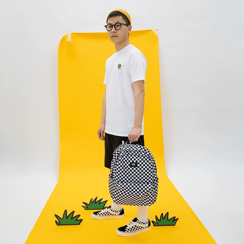 Белый спортивный рюкзак