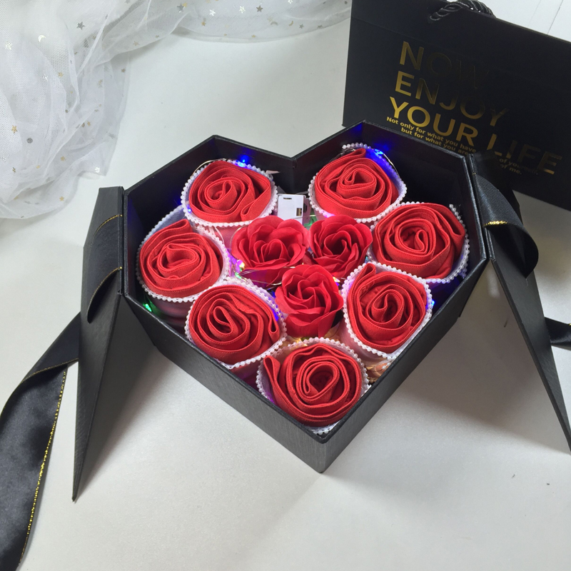 七夕情人节送男生心形盒子生日礼物给男朋友男士老公内裤爱心礼盒