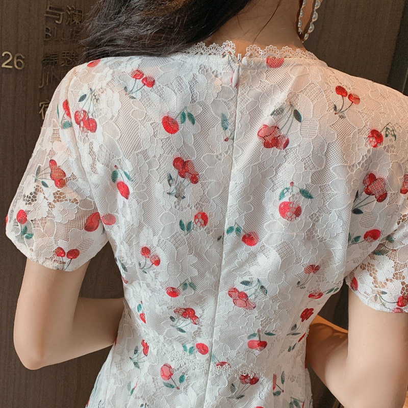 2020夏装樱桃印花白色蕾丝鱼尾裙子 紫嫣红藤连衣裙