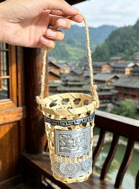 苗寨千户彝族仿银饰500ML饮料杯西江苗族奶茶饰品铃铛竹篓杯装饰
