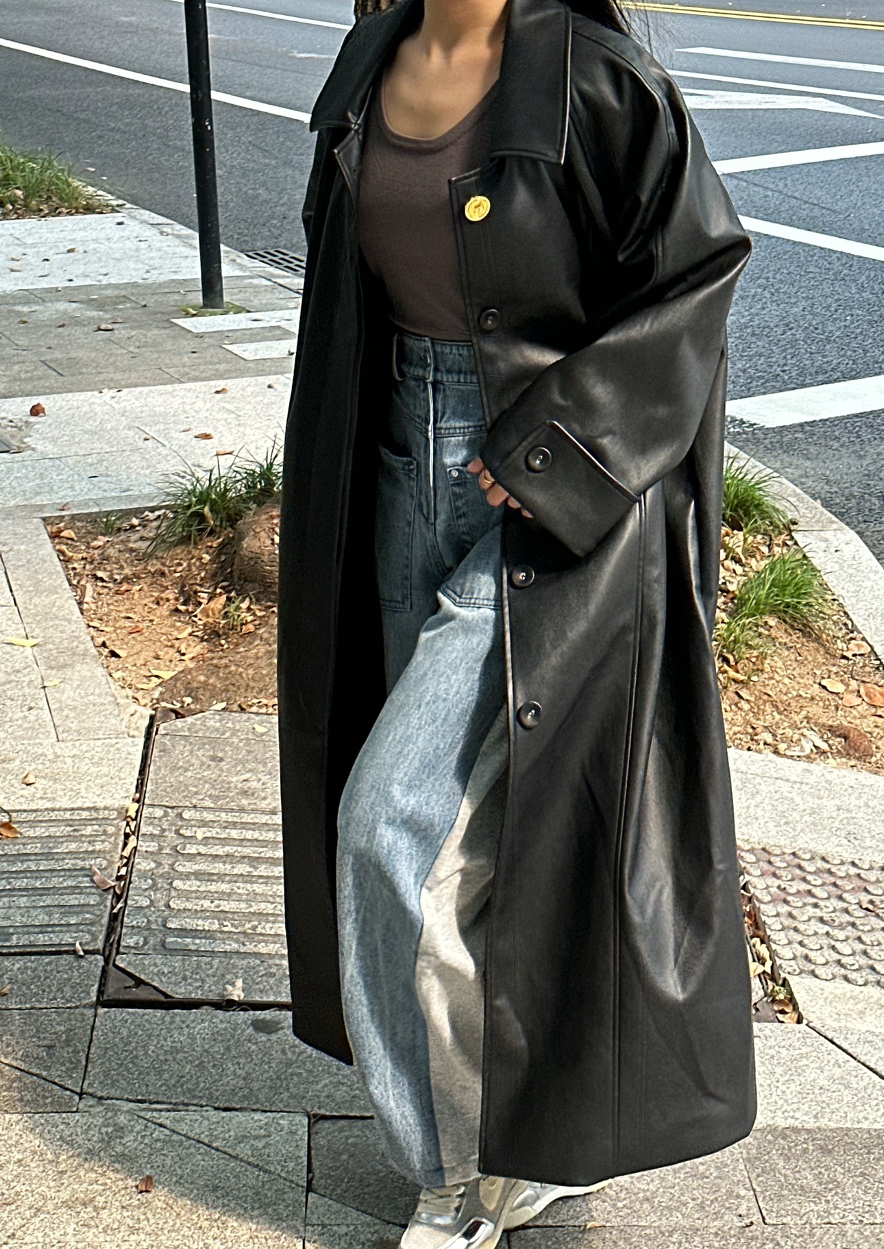 YELLOWQUEEN定制诺丁山vintage羊皮质感宽松直筒版型皮革风衣外套