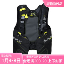 White fin shark Aqualung Wave BCD introductory paragraph diving BCD buoyancy controller water lung deep diving
