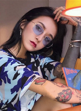 原宿风透明黄色女小脸方形太阳镜