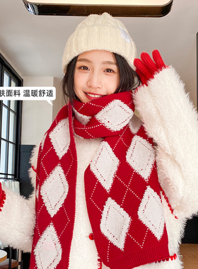 红色围巾女生圣诞礼物