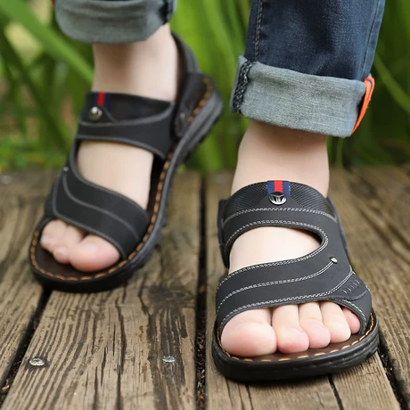 Sandals men's 2023 summer new leather non-slip middle-aged and elderly dad casual wear beach thick-soled dual-use sandals
