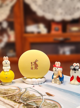 中秋节潮玩日式兔礼品杂货ZAKKA月饼装饰树脂INS公仔工艺品小摆件