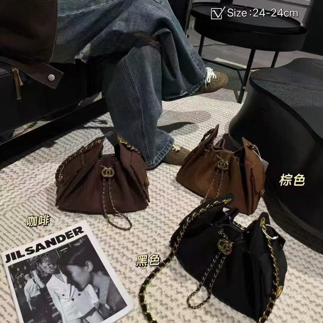 A man2025新款球纹鱼子酱皮单肩包女大容量hobo包时尚感链条,淘宝优惠券,粉丝福利购,淘宝优惠卷