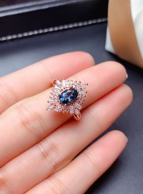 天然伦敦蓝高净度镶嵌托帕石戒指