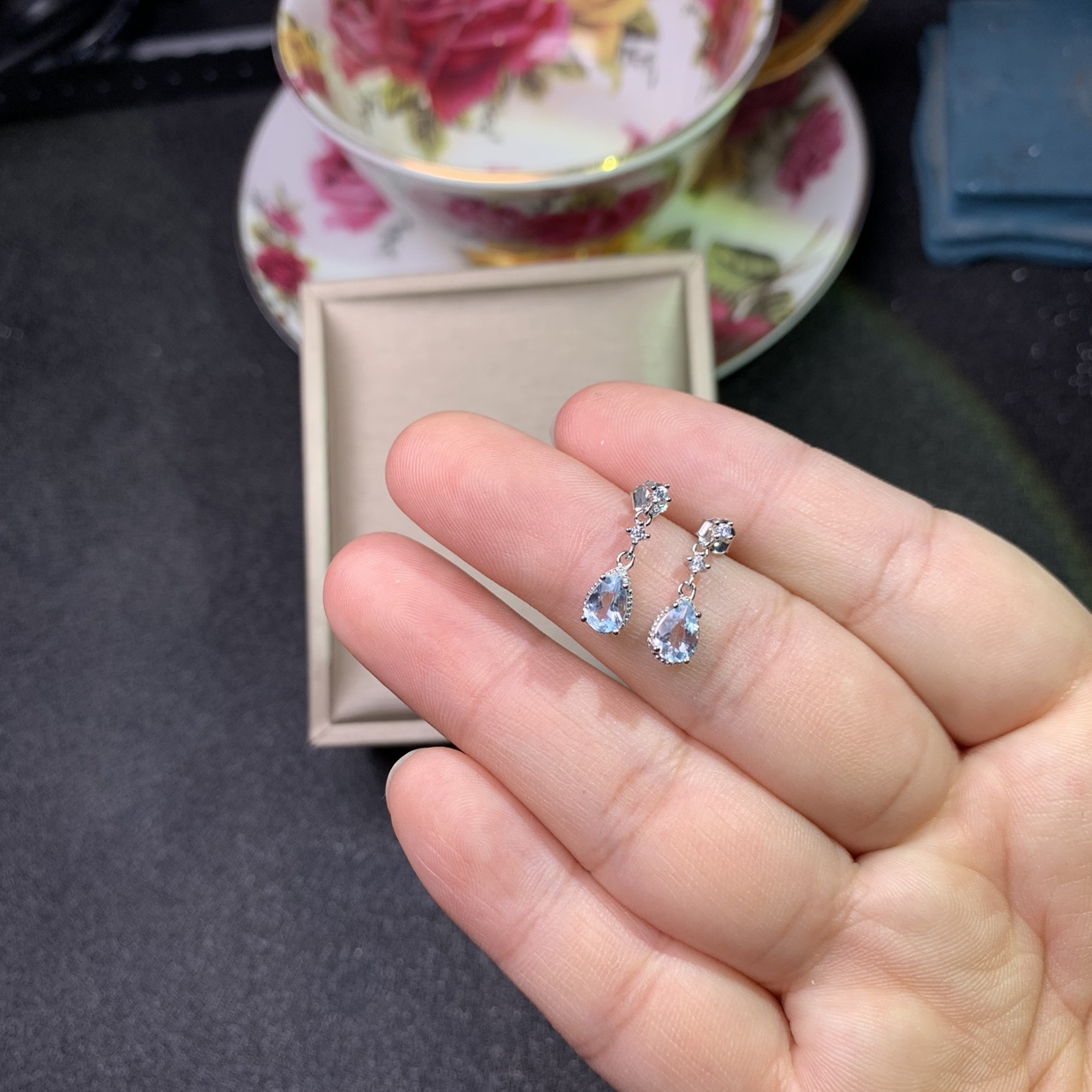 精品天然海蓝宝耳坠 石4*6mm特惠小清新海蓝宝石耳环925银镶嵌,淘宝优惠券,粉丝福利购,淘宝优惠卷