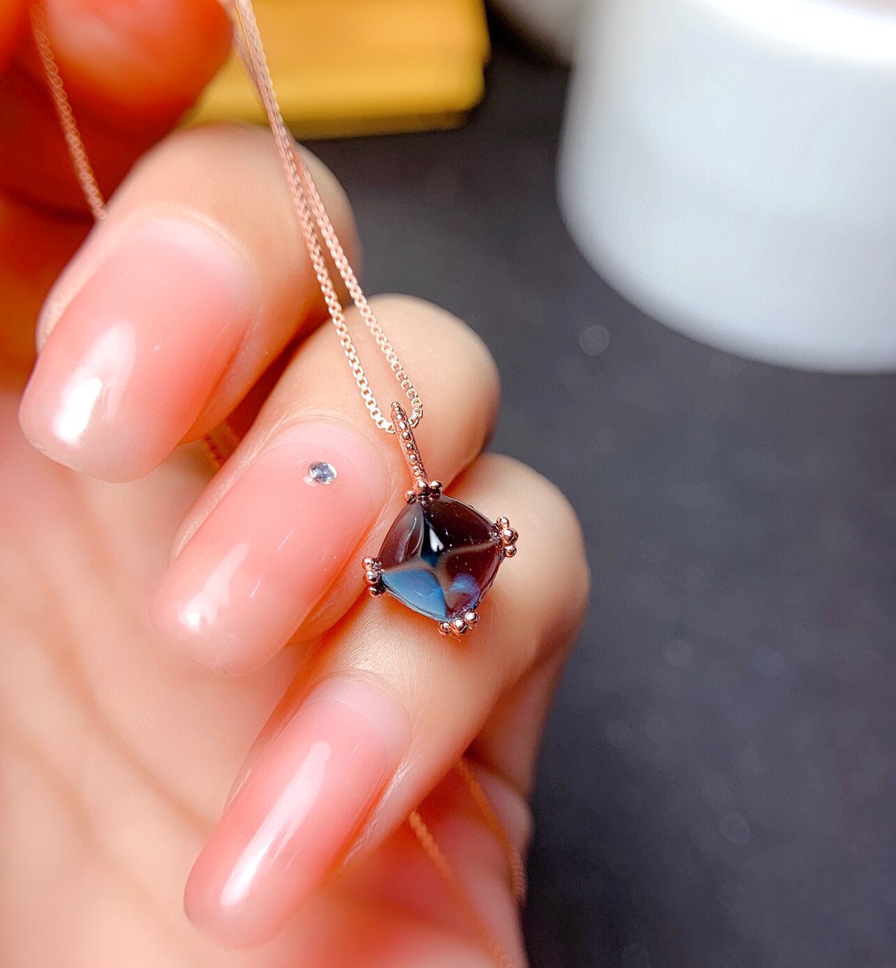 Popular natural London blue topaz sugar tower set stone pillow 7*7mm London blue topaz ring pendant