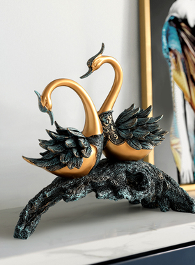 创意欧式情侣天鹅摆件客厅玄关电视柜家居装饰工艺品摆设结婚礼物