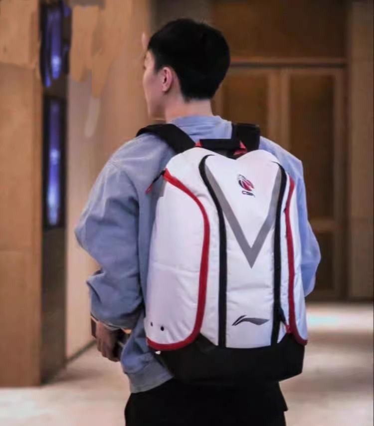 Lining李宁篮球双肩背包CBA球员版全明星篮球包大容量背包ABST113