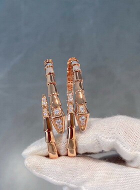 蛇形玫瑰金手镯轻奢小众设计感手链2023新款爆款送女朋友生日礼物