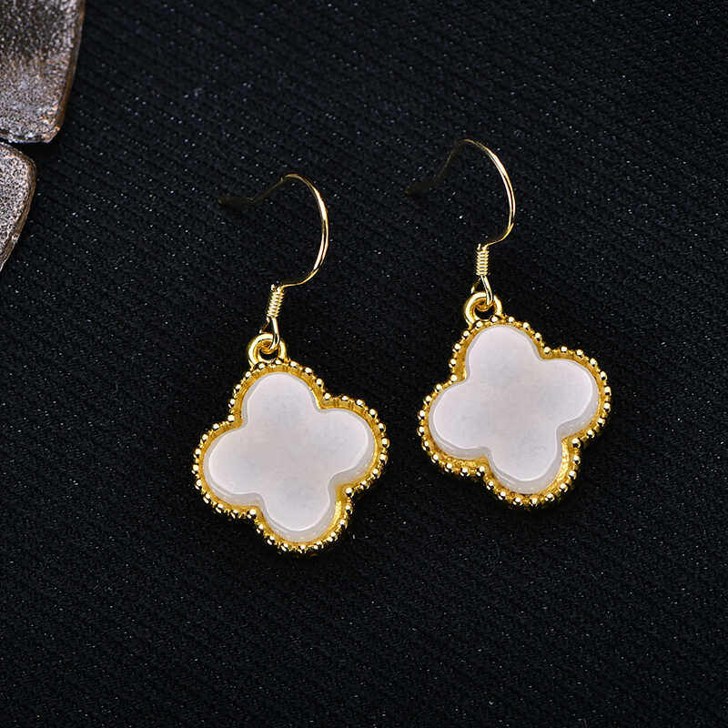 2024秋冬季新中式宫廷幸运四叶草仿玉石复古耳环网红简约气质耳坠,淘宝优惠券,粉丝福利购,淘宝优惠卷