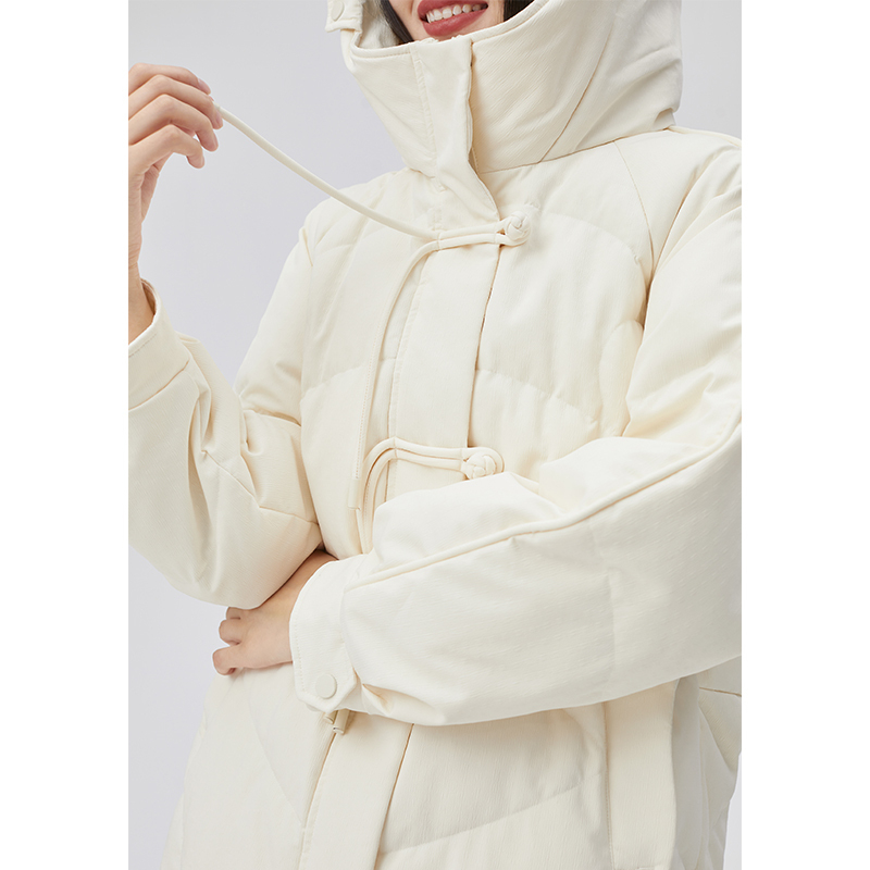 艾莱依冬2022新国风复古盘扣羽绒服 艾莱依羽绒服