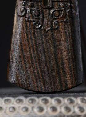 工厂批发直销沉香木雕平安锁吊坠