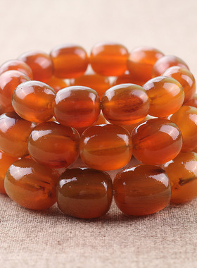 西藏高原带满血丝藏山羊角枣珠佛