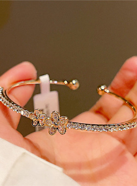 S925银镶钻梅花手镯气质高级感简约轻奢开口手环女节日礼物首饰品