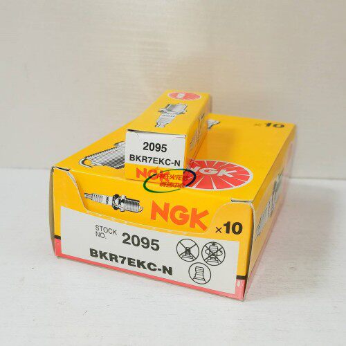 双爪NGK火花塞BKR7EKC-N适配R1200C R1150R R1100RS R1100S R850R - 图0
