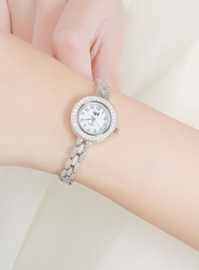 河南钻石商丘人工钻石S925银手表小表盘石英表轻奢小众镶钻高级感