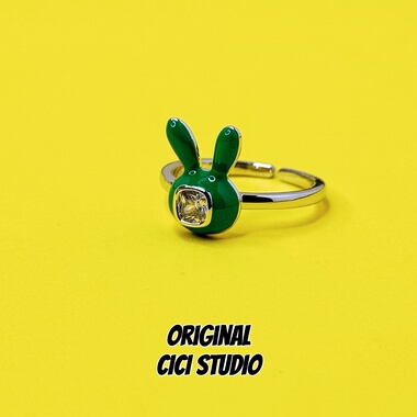 CICI STUDIO小众潮流艺术绿色滴釉兔子锆石ins摩登复古精工戒指
