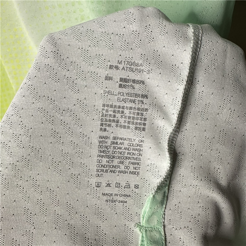 2024夏季新款李宁T恤男子跑步系列反光轻薄速干透气短袖ATSU191 - 图3