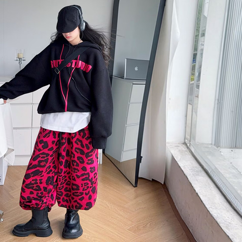 网红女童休闲运动装秋冬新款火龙果色灯笼裤连帽爵士舞跳舞练功服,淘宝优惠券,粉丝福利购,淘宝优惠卷