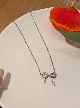 小红书同款蝴蝶结锆石锁骨链女夏轻奢高级感气质百搭配饰简约颈链