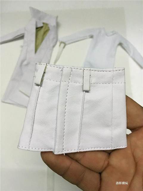 White 12-inch female soldier costume suitable for rubberized leather jacket