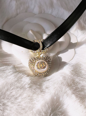 项链女ins同款镶钻爱心皮质颈链