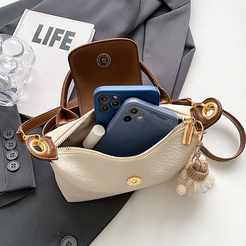 高级感爆款小众包包女2023新款潮时尚单肩手提包斜挎包百搭小方包,淘宝优惠券,粉丝福利购,淘宝优惠卷